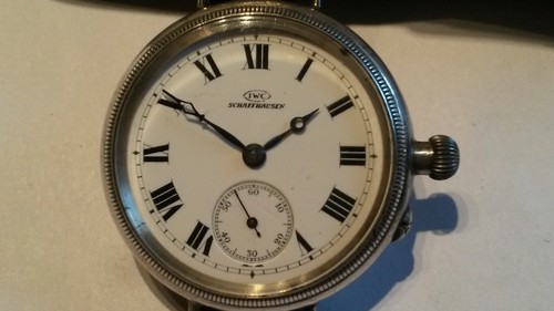 Eine der ersten armbanduhren - eine,